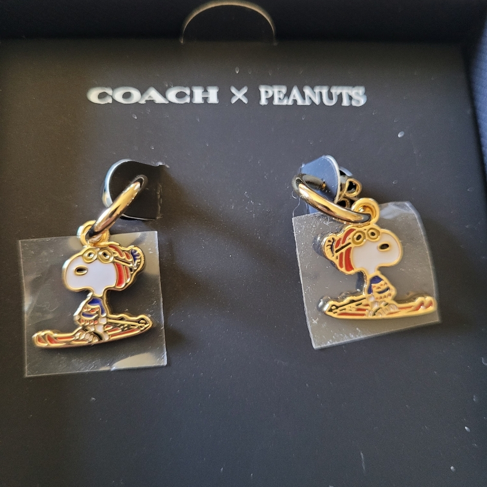 Coach&Peanuts earrings!